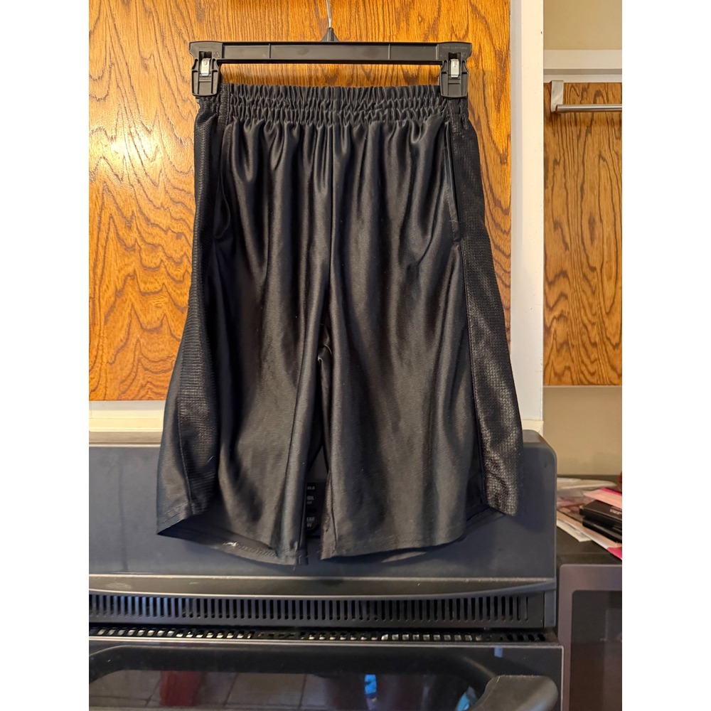 Starter Boys Black‎ Athletic Basketball Shorts Size Large 10-12 Mesh Side Panels